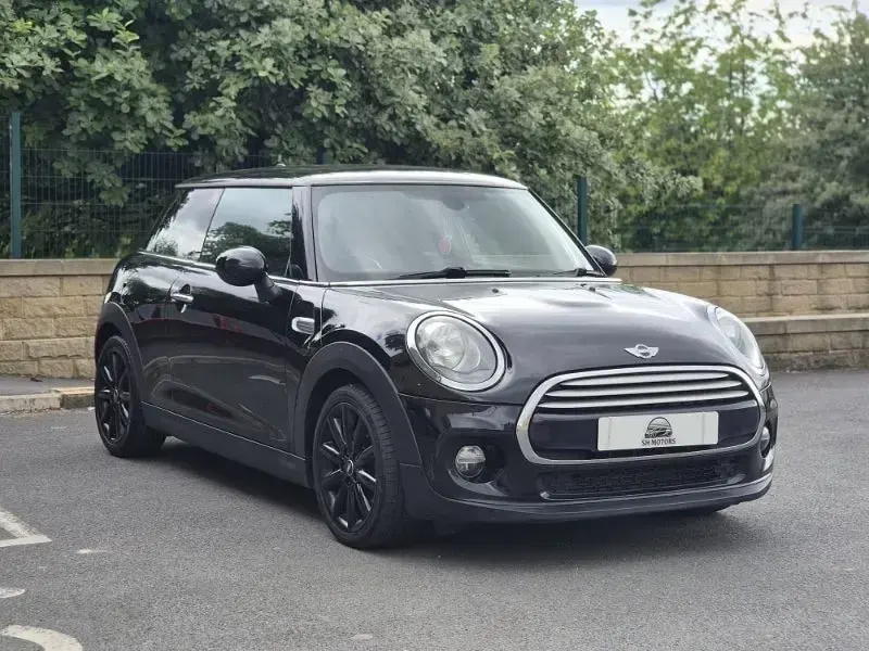 Used Mini Cooper Hatch 136 HP (100 kW) 2014 Black Hatchback