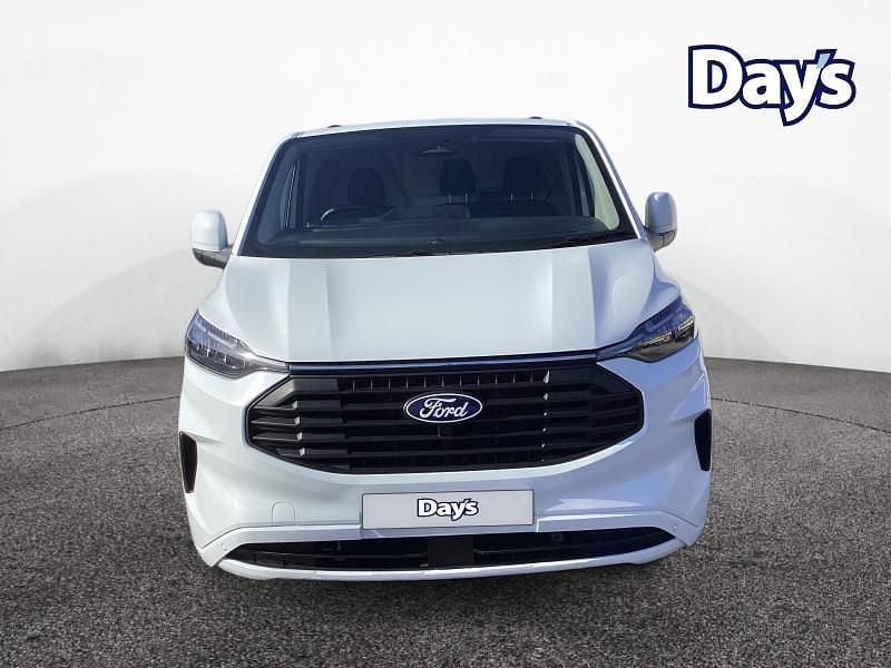 Used Ford Transit Custom Limited 136 HP (100 kW) 2025 White Van