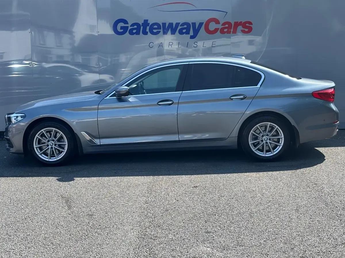 Used BMW 520 Comfort Edition 190 HP (139 kW) 2017 Blue Sedan