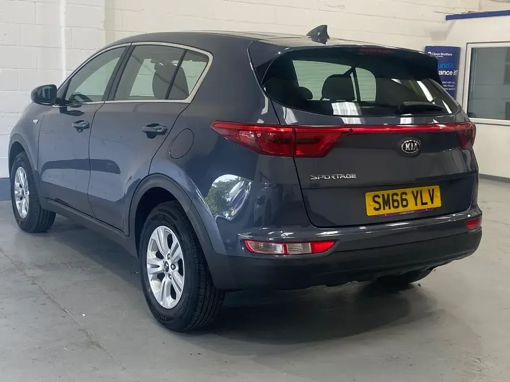 Used Kia Sportage 130 HP (95 kW) 2017 Blue SUV