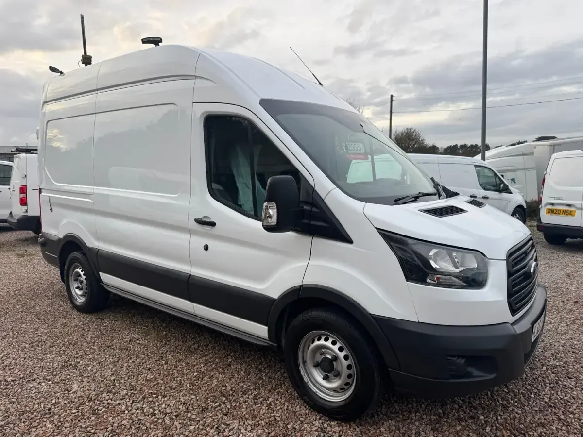 Usado Ford Transit 130 HP (95 kW) 2019 Branco
