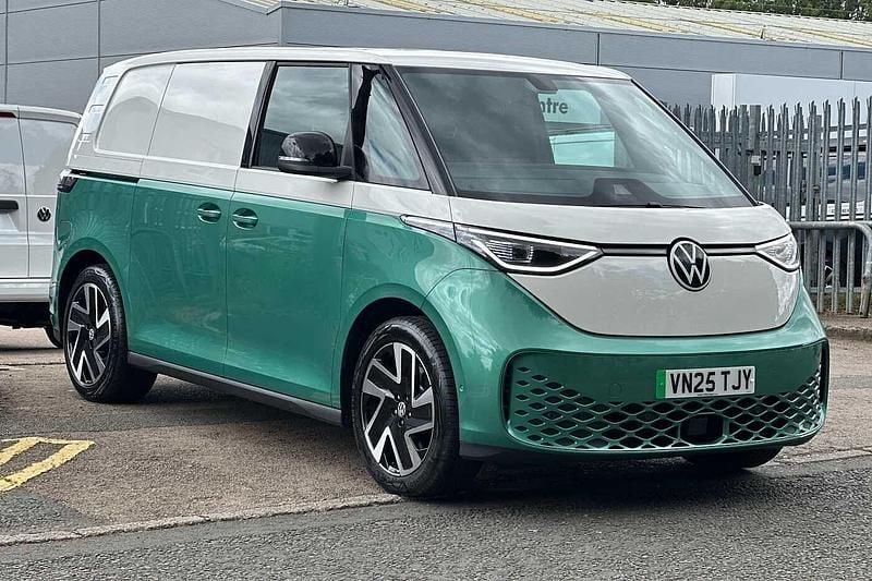 White Used 2025 VW ID. Buzz Van | £47,490 (Super price) - Image 1/4