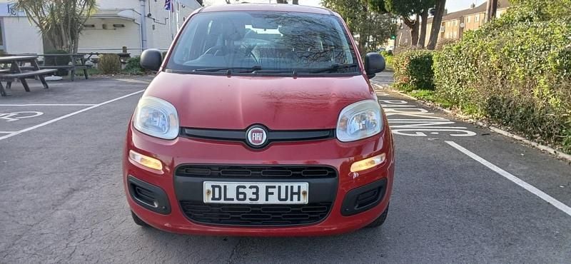 Używany Fiat Panda Pop 69 KM (50 kW) 2014 Czerwony Hatchback