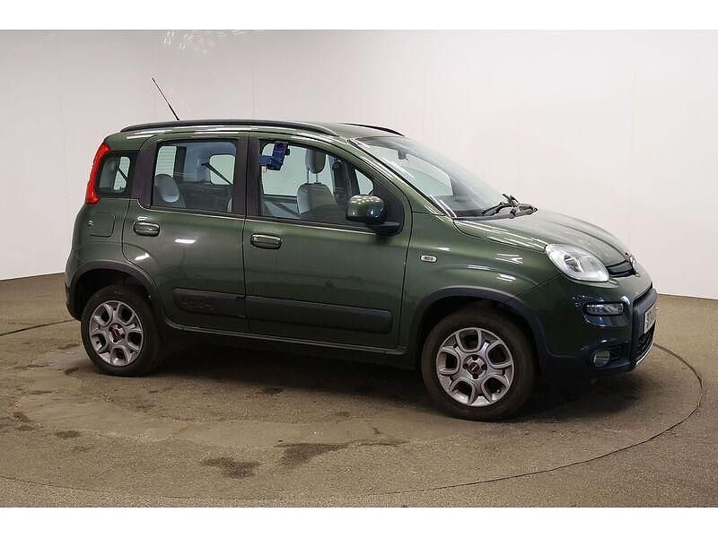 Used Fiat Panda 4x4 75 HP (55 kW) 2014 Tuscany green Hatchback