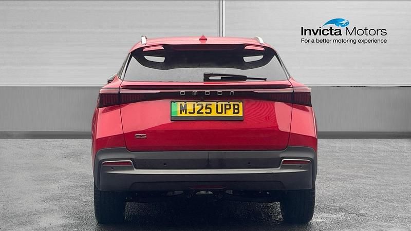 Used Omoda E5 150 kW (204 HP) 2025 Red SUV