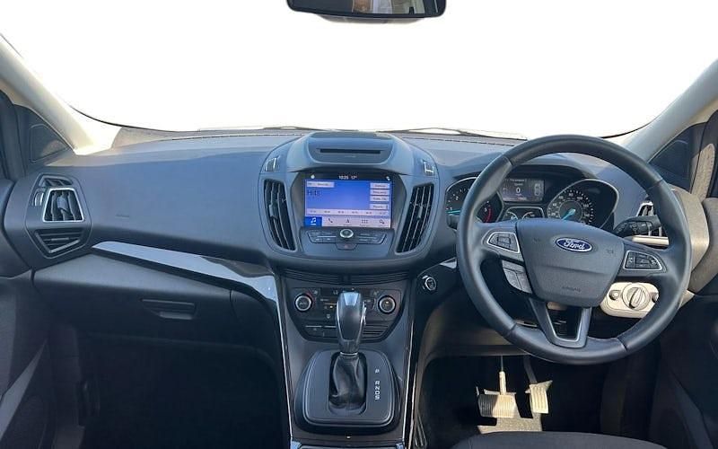 Używany Ford Kuga Titanium 179 KM (131 kW) 2019 Srebrny SUV