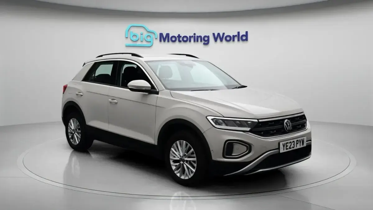 Używany VW T-Roc S 110 KM (80 kW) 2023 SUV