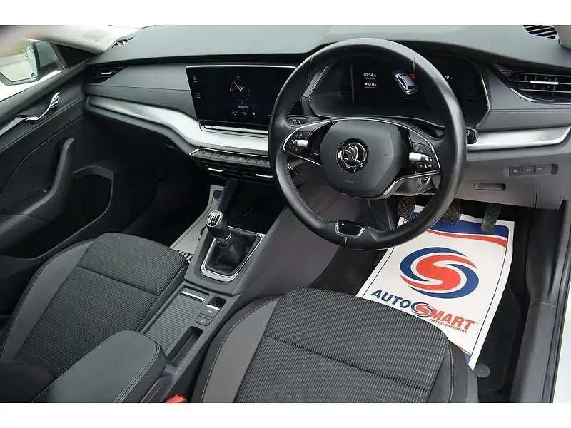 Used Skoda Octavia SE Technology 150 HP (110 kW) 2022 Silver Estate
