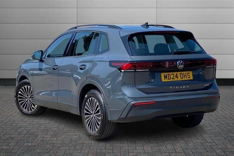 Used VW Tiguan Life 150 HP (110 kW) 2024 Grey SUV