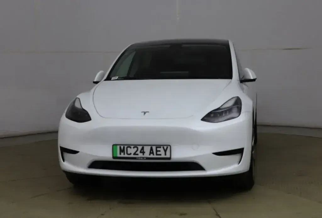 Used Tesla Model Y RWD 254 kW (346 HP) 2024 White SUV