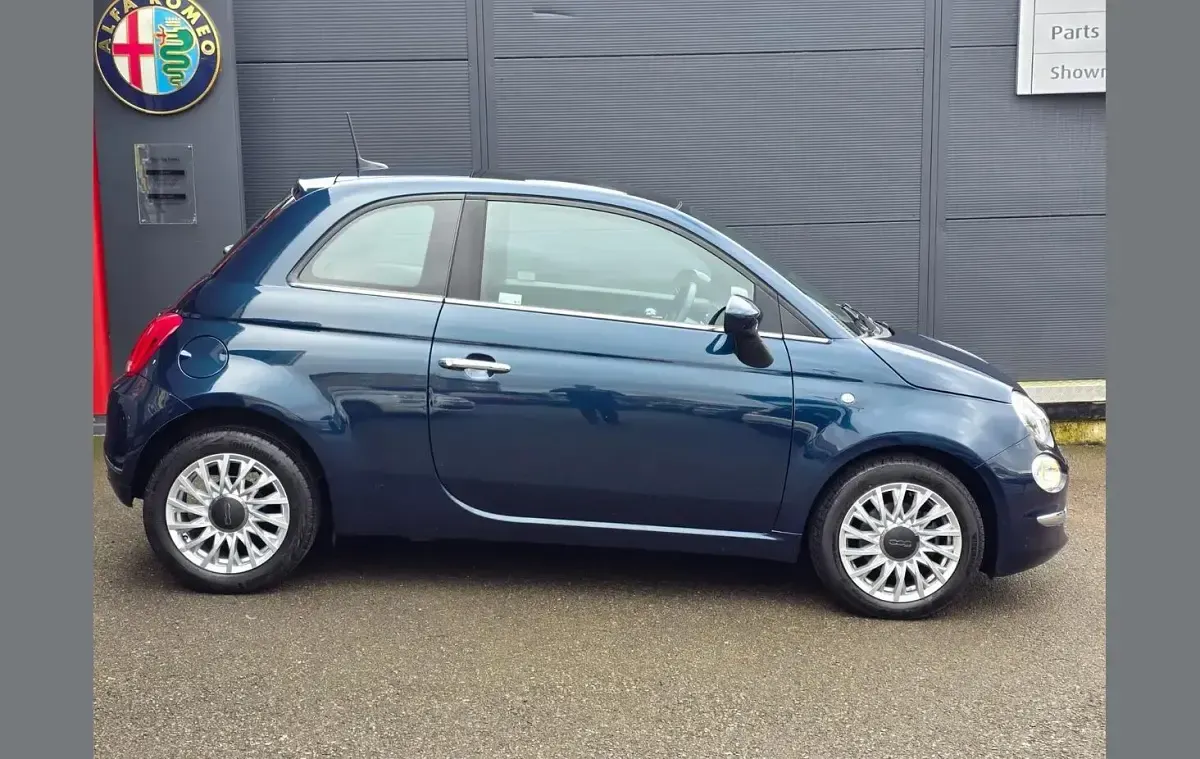 Used Fiat 500 70 HP (51 kW) 2023 Blue Hatchback