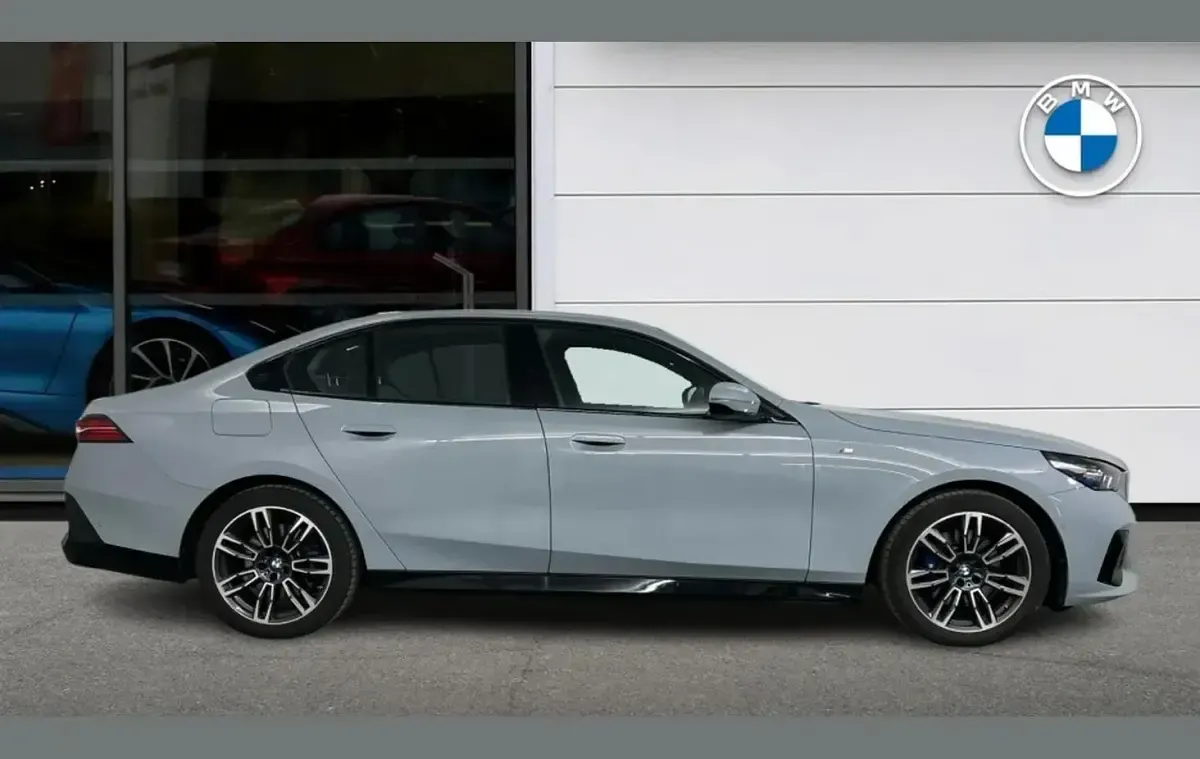 Used BMW 520 M Sport 205 HP (150 kW) 2024 Grey Sedan