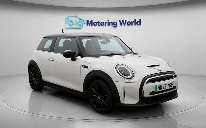 Used Mini Cooper Level 2 135 kW (184 HP) 2023 Hatchback