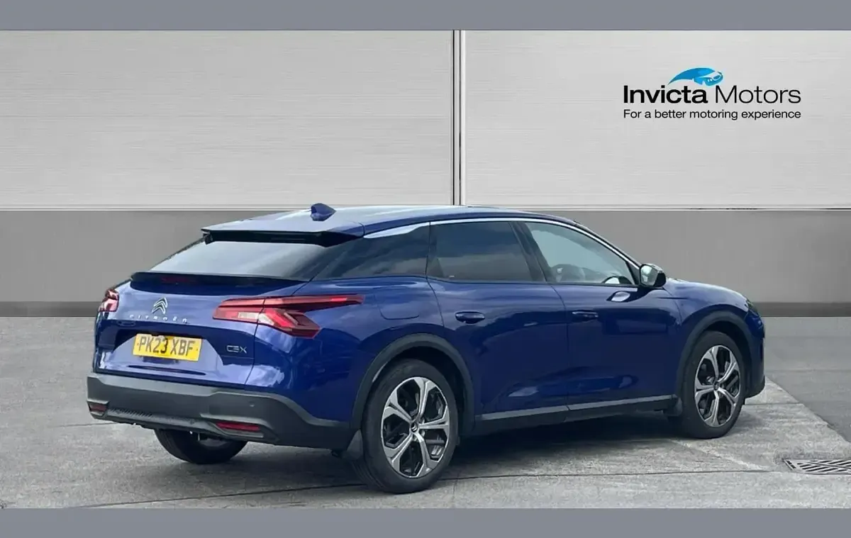 Used Citroën C5 X PureTech 131 HP (96 kW) 2023 Eclipse blue metallic Estate