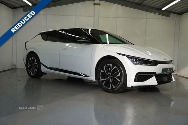 White Used 2022 Kia EV6 2 SUV | £24,495 (Expensive) - Image 1/4