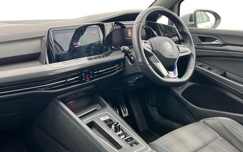 Used VW Golf VIII GTE 245 HP (180 kW) 2024 Hatchback