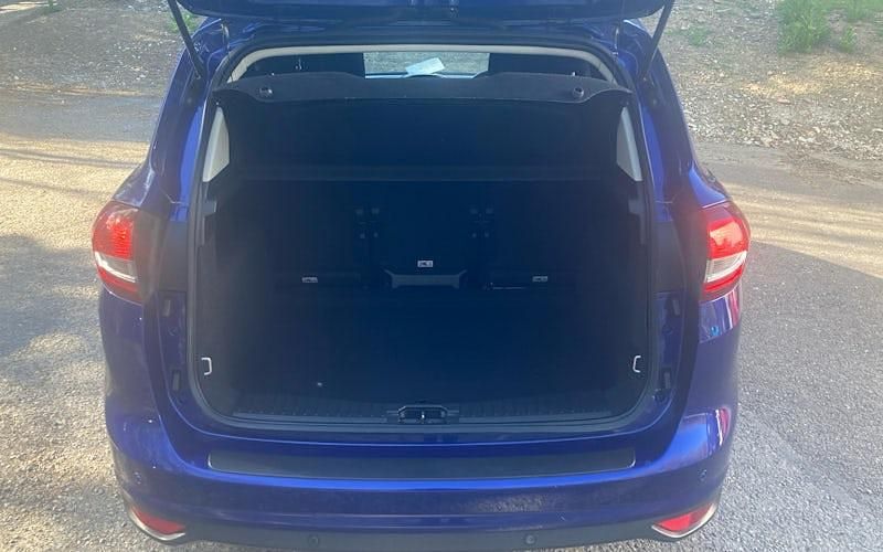 Usado Ford C-MAX Zetec 120 HP (88 kW) 2019 Monovolume