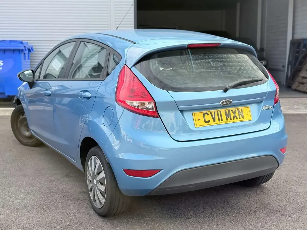 Used Ford Fiesta 82 HP (60 kW) 2011 Blue Hatchback