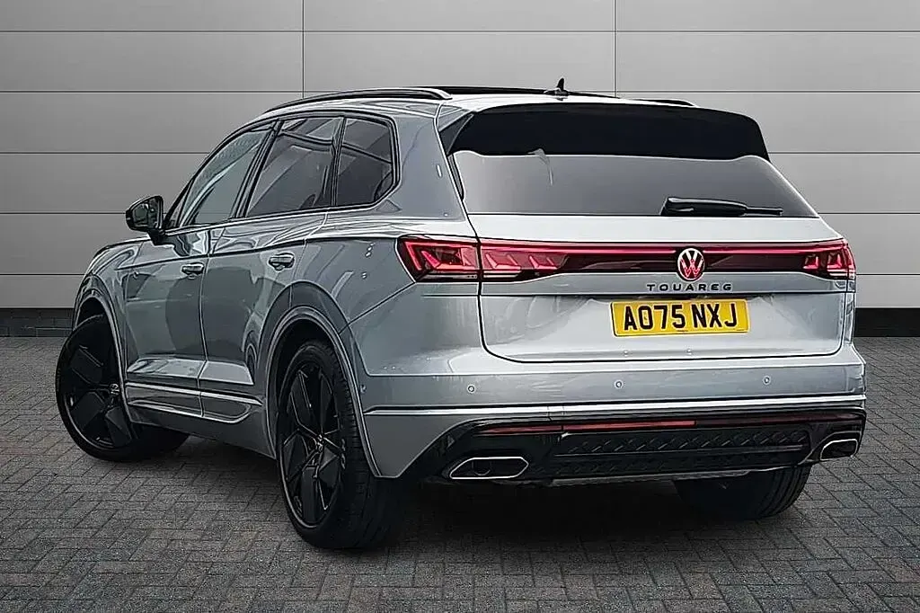 Used VW Touareg Black Edition 286 HP (210 kW) 2026 Silver SUV