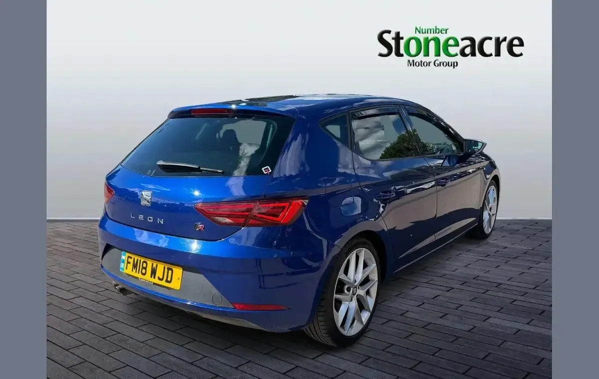 Used Seat Leon FR 123 HP (90 kW) 2018 Blue Hatchback
