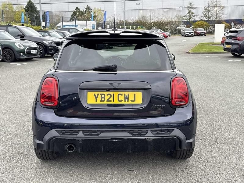 Used Mini Cooper Sport 134 HP (98 kW) 2021 Black Hatchback