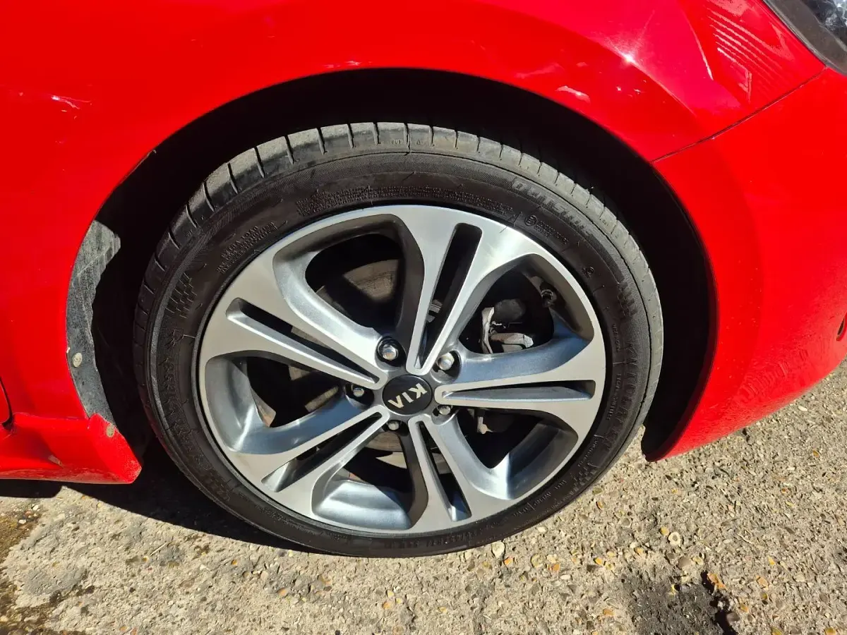 Used Kia ProCeed GT-Line 2016 Red Hatchback