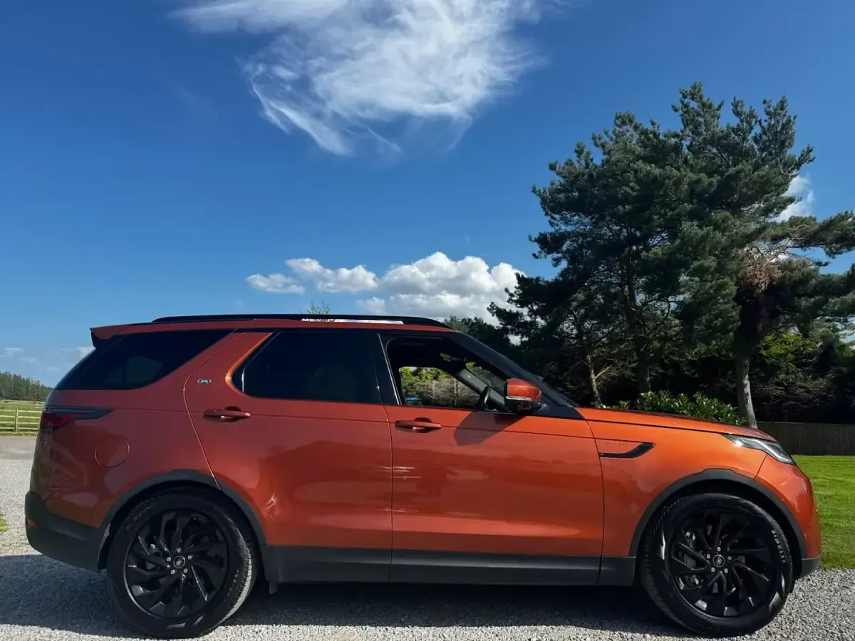 Used Land Rover Discovery S 245 HP (180 kW) 2021 Orange SUV