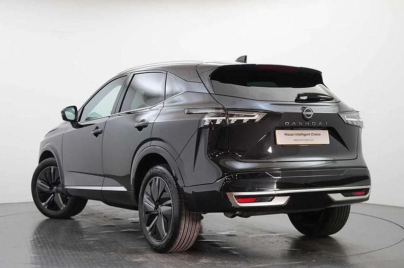 Used Nissan Qashqai Tekna 138 HP (101 kW) 2025 Black SUV