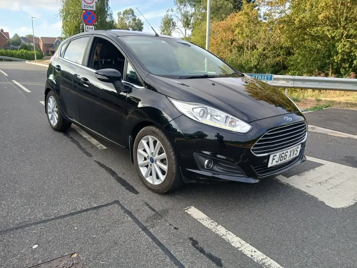 Used Ford Fiesta Titanium 2016 Black Hatchback