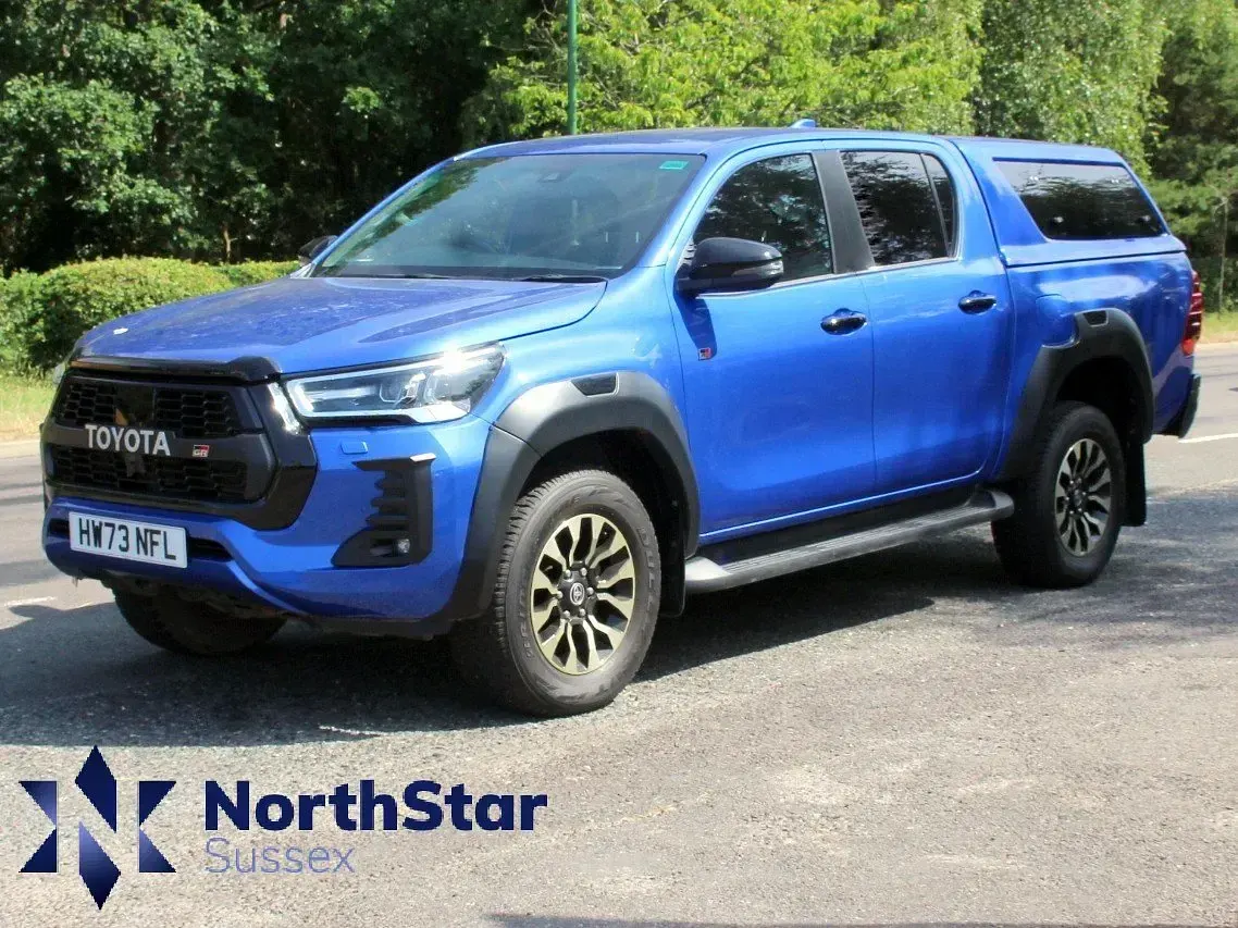 Used Toyota HiLux Sport 204 HP (150 kW) 2024 Pickup
