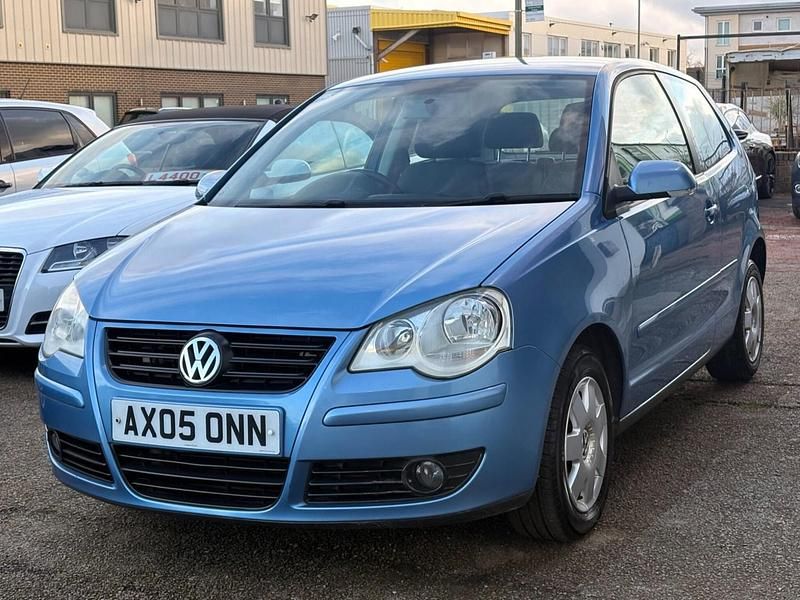 Used VW Polo S 75 HP (55 kW) 2005 Blue Hatchback