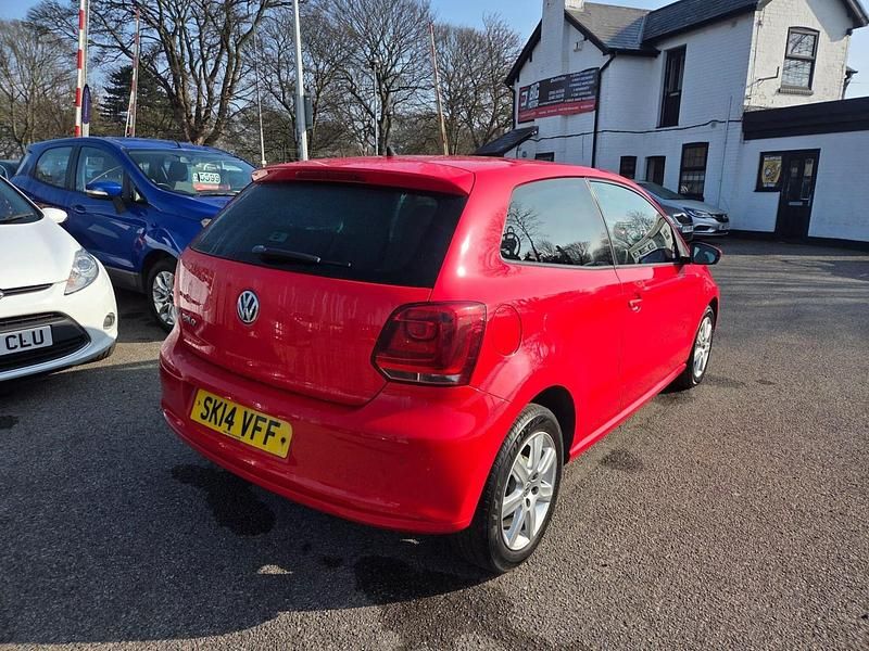 Used VW Polo Edition 60 HP (44 kW) 2014 Red Hatchback
