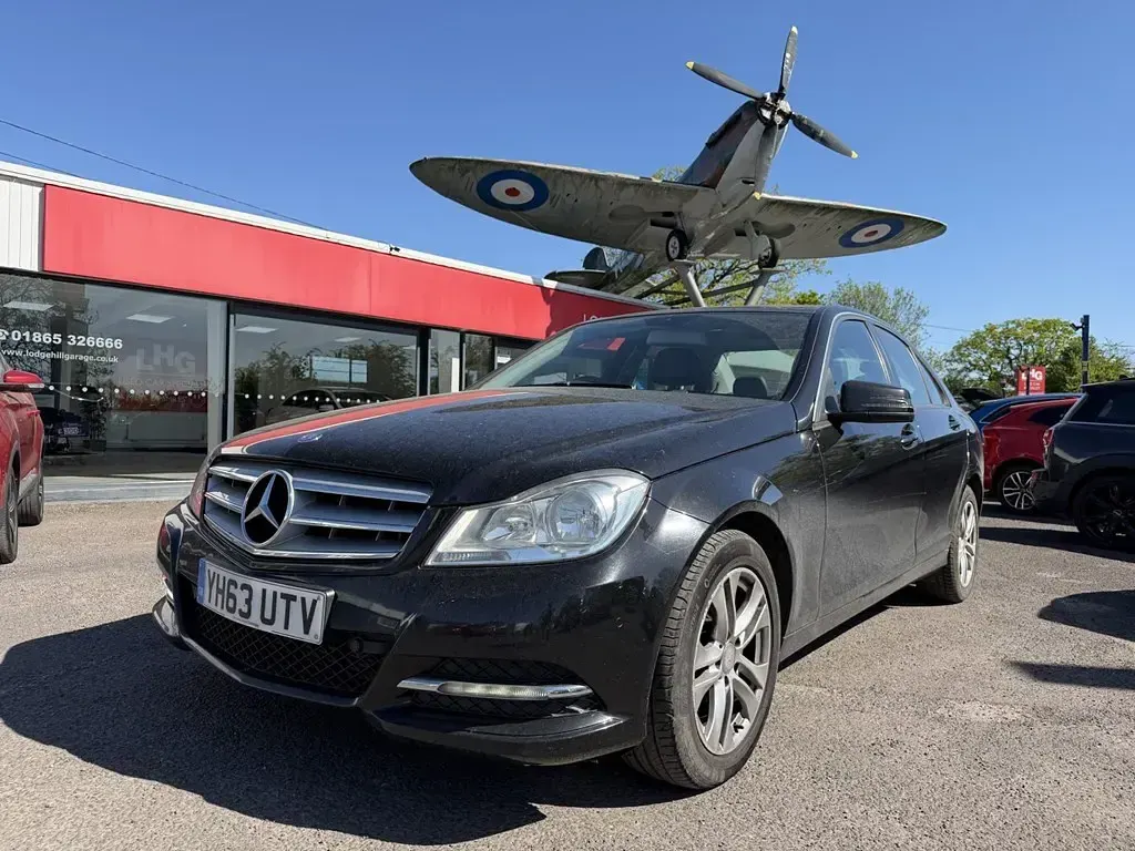 Used Mercedes C220 Executive 2013 Black Sedan