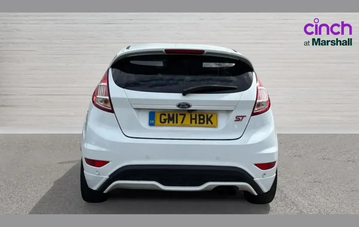 Used Ford Fiesta ST 182 HP (133 kW) 2017 White Hatchback