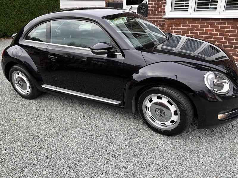 Used VW Beetle Design 160 HP (117 kW) 2012 Black Hatchback