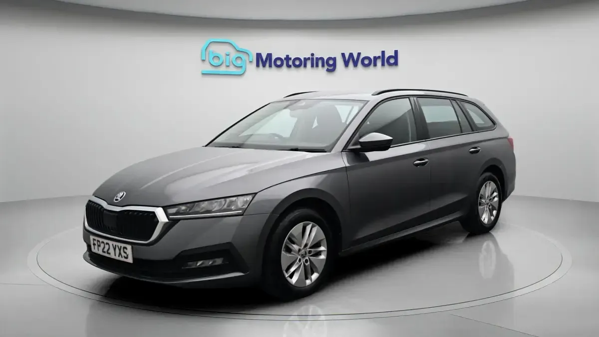 Used Skoda Octavia SE Technology 110 HP (80 kW) 2022 Grey Estate