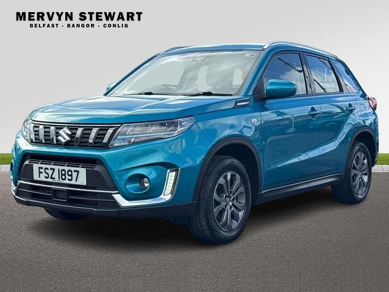 Second-hand Suzuki Vitara SZ4 2021 Albastru SUV