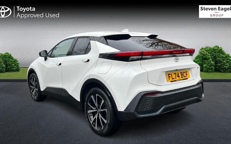 Used Toyota C-HR Design 140 HP (102 kW) 2025 SUV