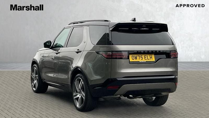 New Land Rover Discovery 5 HSE Dynamic 350 HP (257 kW) 2025 Premium metallic  silicon silver SUV
