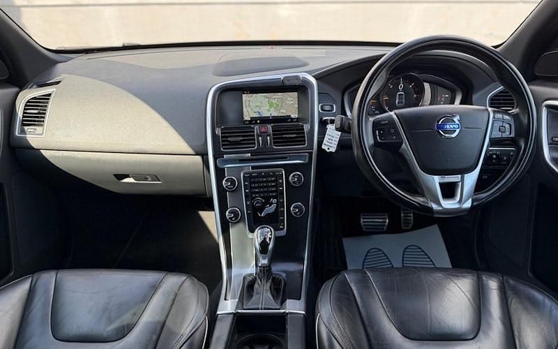 Second-hand Volvo XC60 R-Design 190 CP (139 kW) 2017 SUV