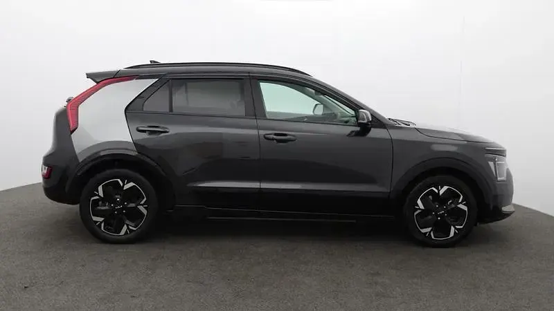 Used Kia e-Niro 150 kW (204 HP) 2023 Interstellar grey SUV