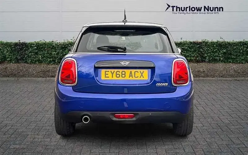 Used Mini Cooper Classic 136 HP (100 kW) 2020 Hatchback