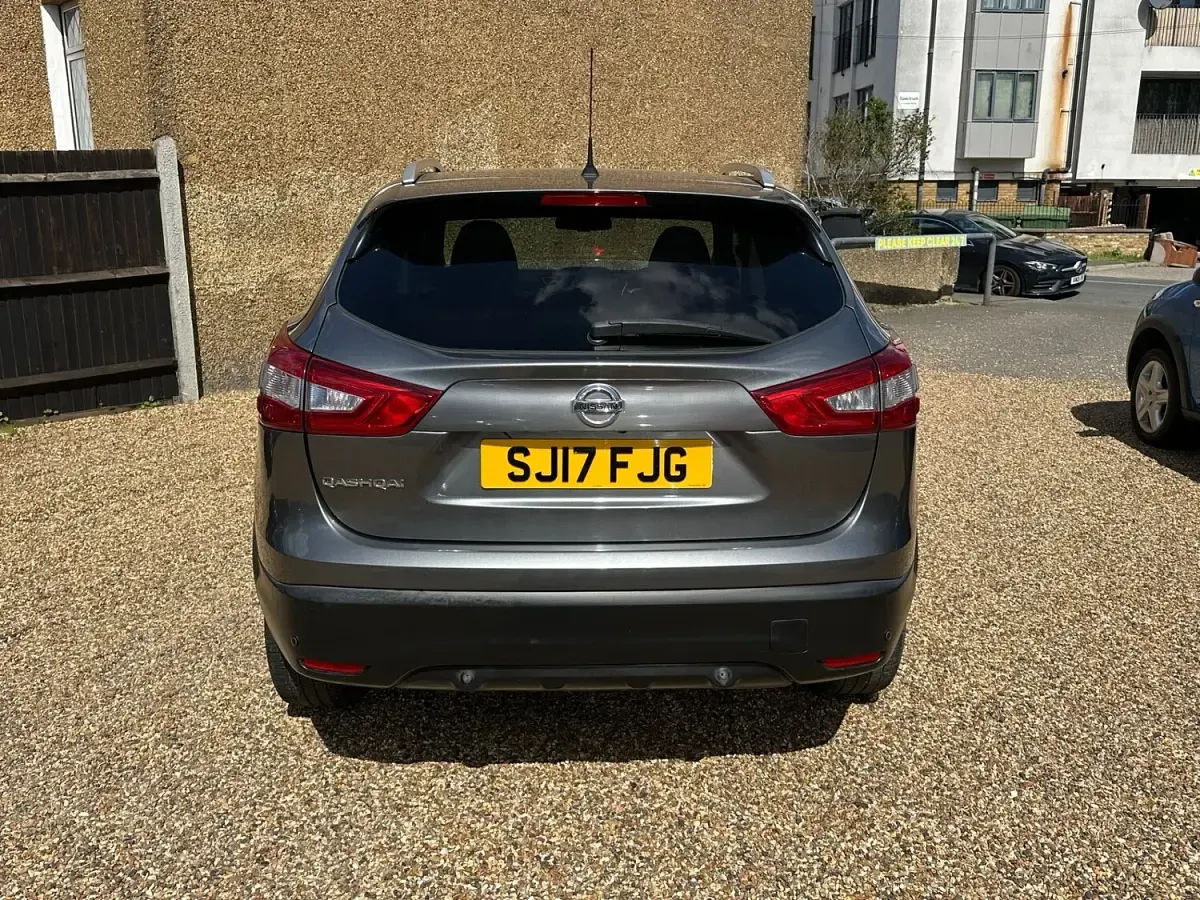 Used Nissan Qashqai N-Connecta 2017 Grey SUV