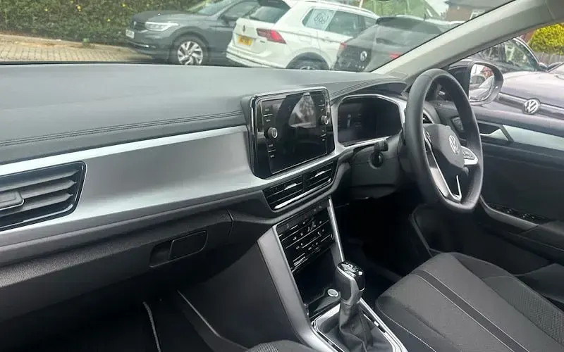 Used VW T-Roc Match 150 HP (110 kW) 2025 Black SUV