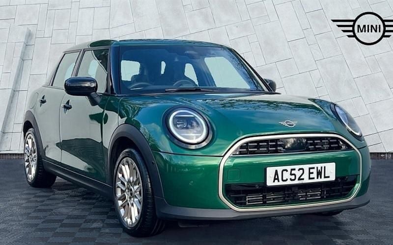 Used 2026 Mini Cooper Exclusive Hatchback | £23,392 (Super price) - Image 1/4