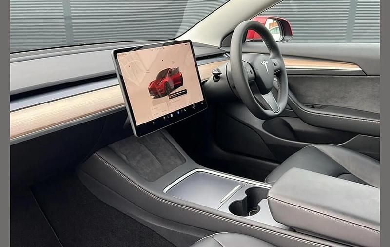 Used Tesla Model 3 Performance 461 kW (627 HP) 2023 Red Sedan