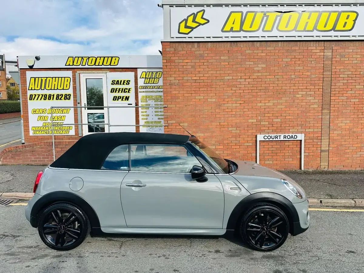 Used Mini Cooper Cabriolet Sport 134 HP (98 kW) 2019 Grey Cabriolet