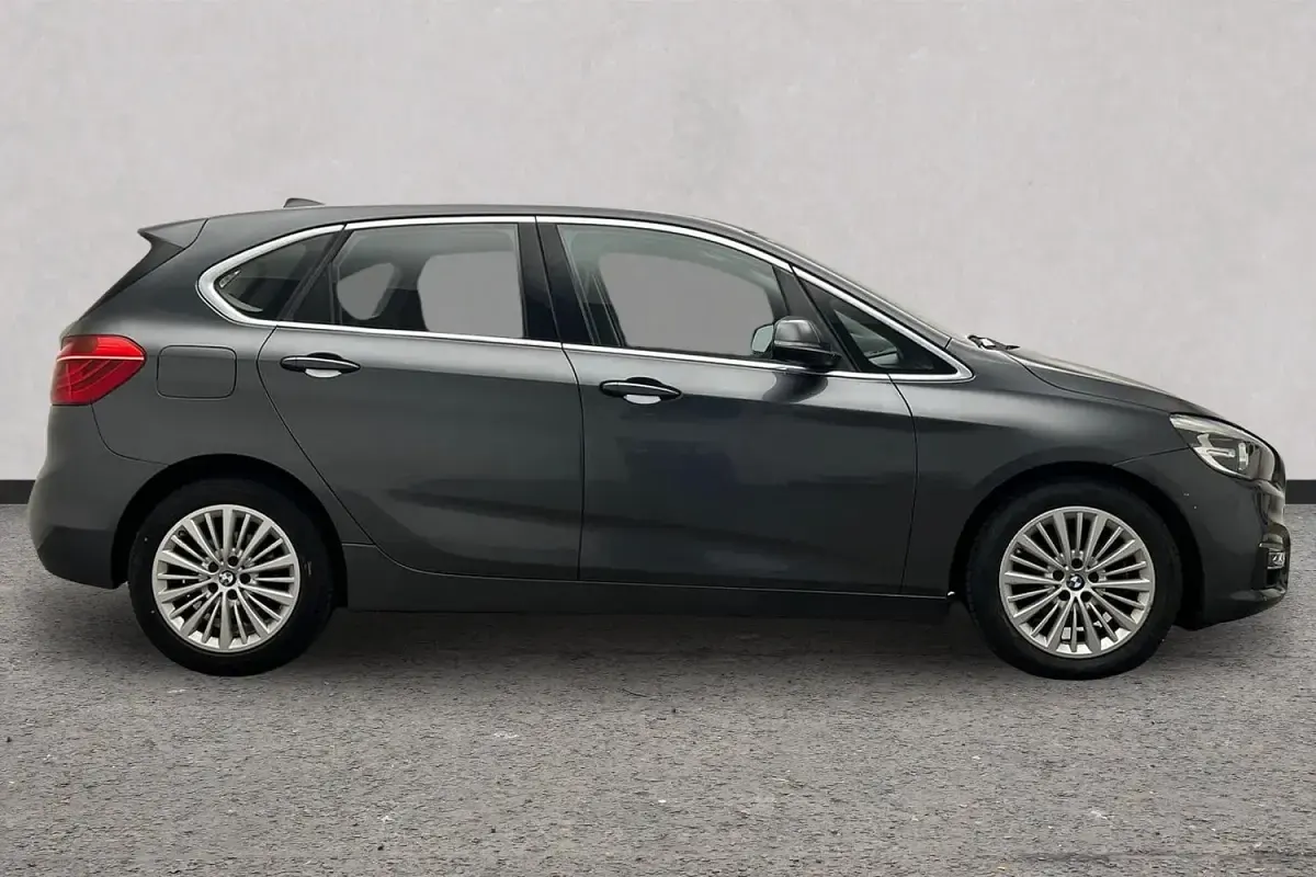Used BMW 216 Active Tourer Luxury Line 114 HP (83 kW) 2017 Grey MPV