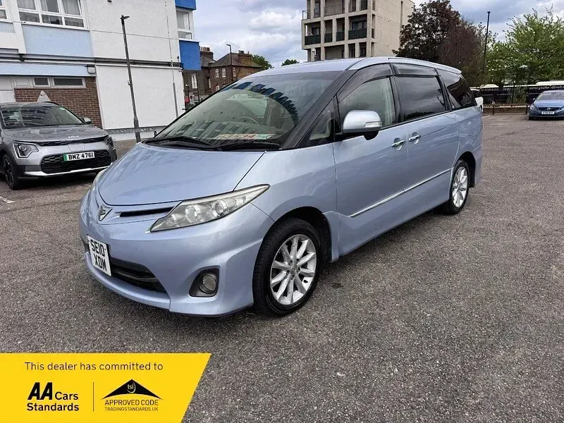 Used Toyota Estima Hybrid 2019 Blue