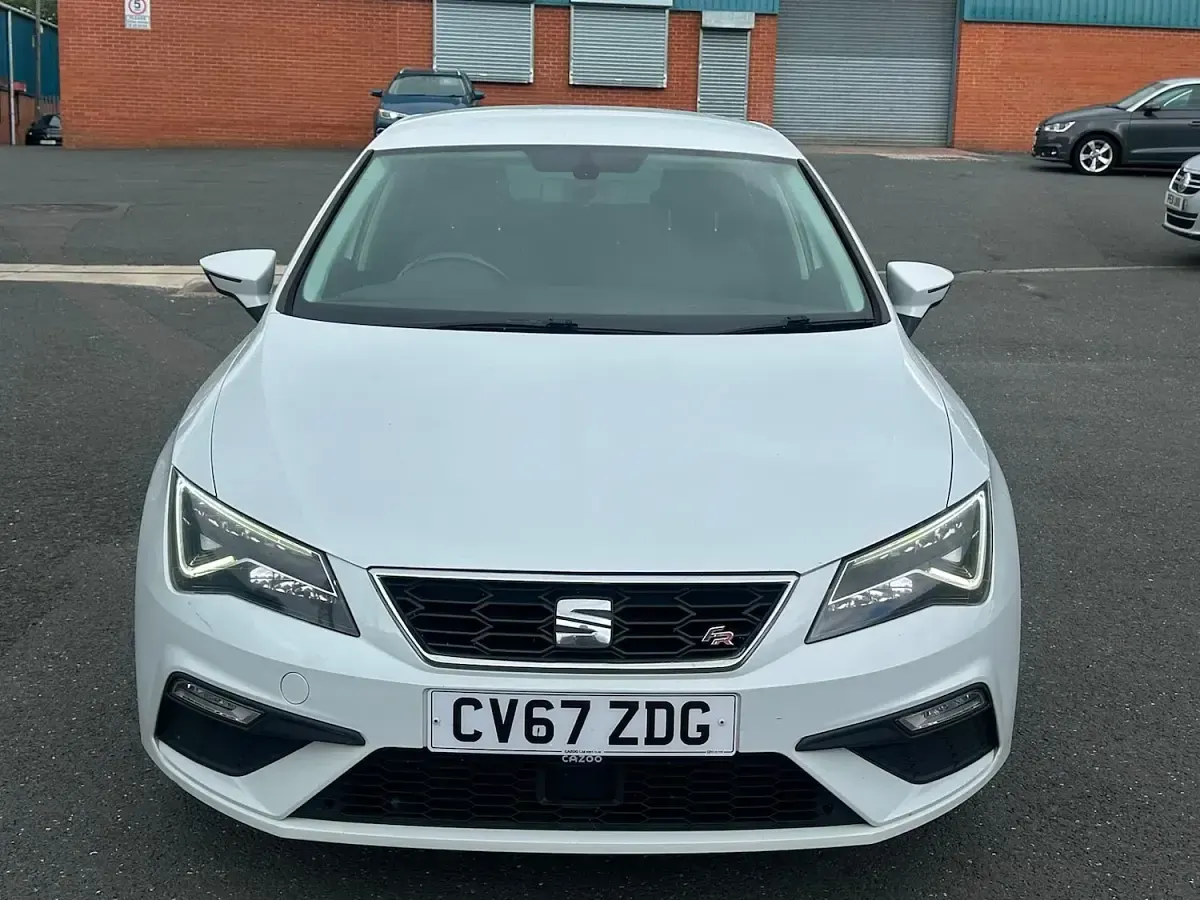 Used Seat Leon FR 150 HP (110 kW) 2017 White Hatchback